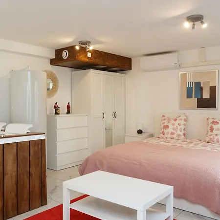 Blanc Mesnil Nid D'amour Apartment *